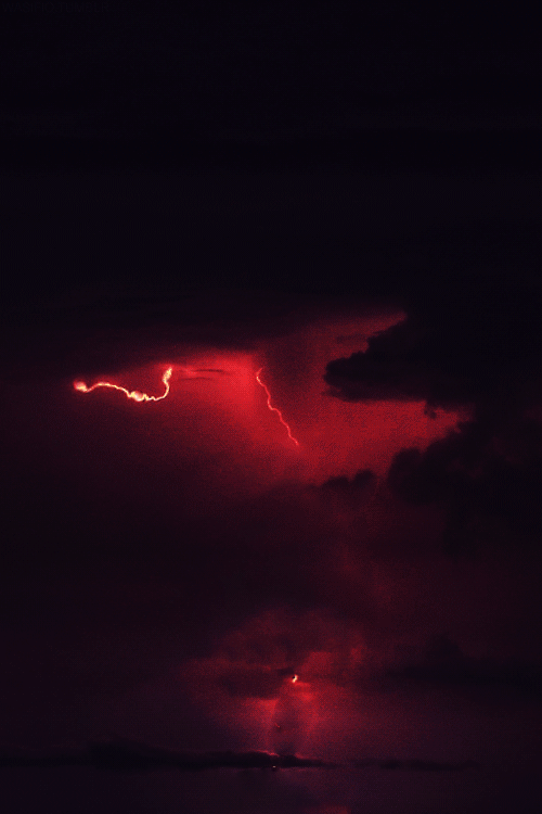Красная молния