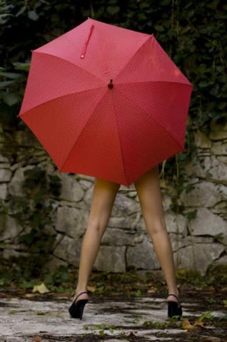 Гламур, красный зонт, ножки