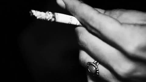 Дым с сигареты